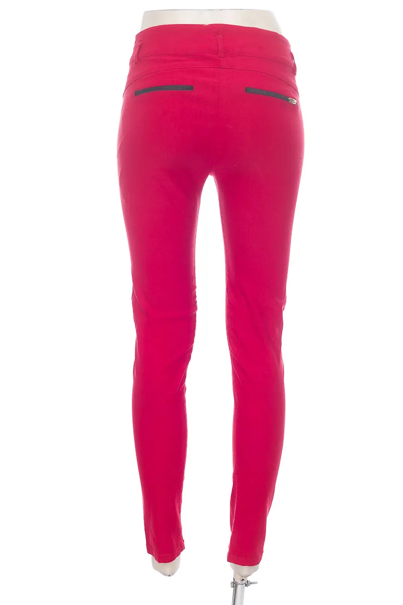 PANTALóN COLOR ROJO  XUSS