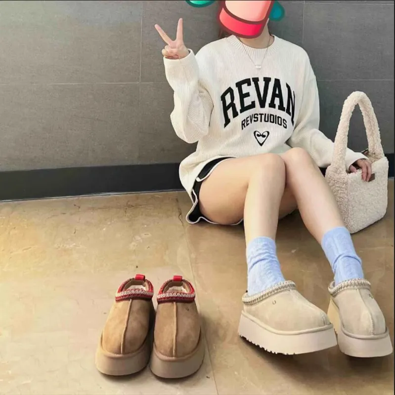 Pantuflas Tazz para mujer Diapositivas de piel de Tasmania Bota clásica ultra mini con plataforma Semilla de mostaza Sin cordone