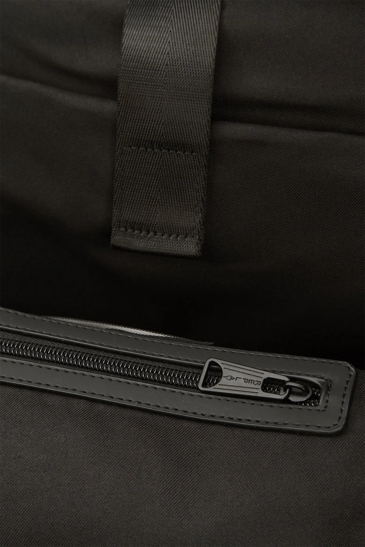 Replay FM3534.098 Bolso sintético 3D Big Logo para hombre en negro