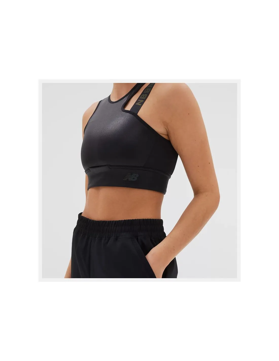 Sujetador deportivo New Balance Q Speed Shape Shield Crop Negro Mujer