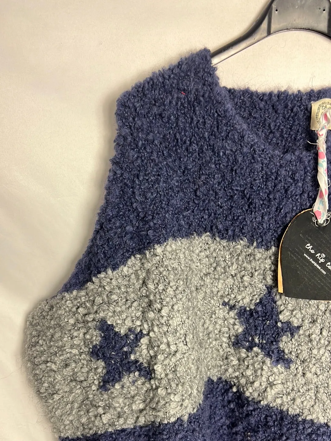 THE HIP TEE. Poncho bicolor estrellas. T U