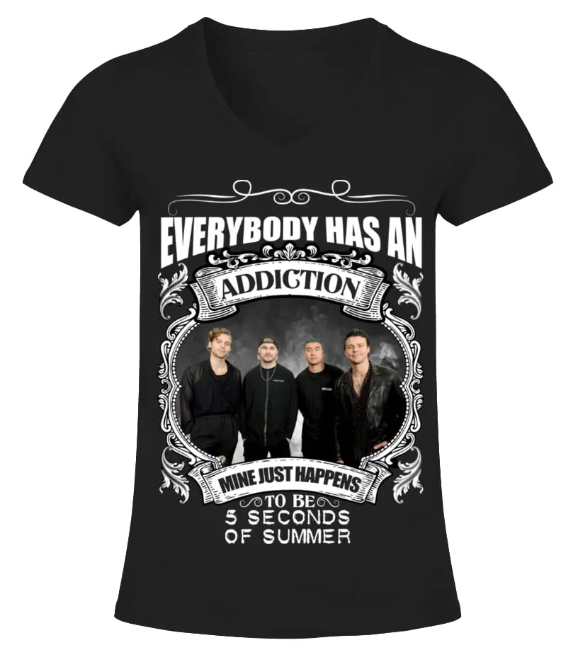 TO BE 5 SECONDS OF SUMMER Camiseta cuello pico Mujer