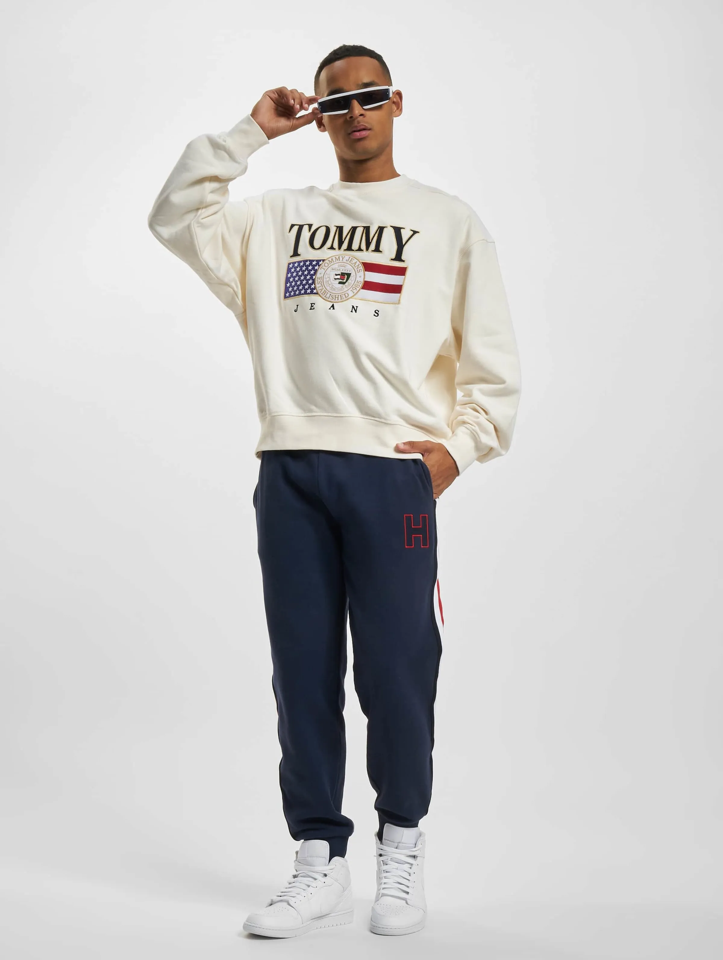 Tommy Jeans Boxy Cropped Luxe Crew
