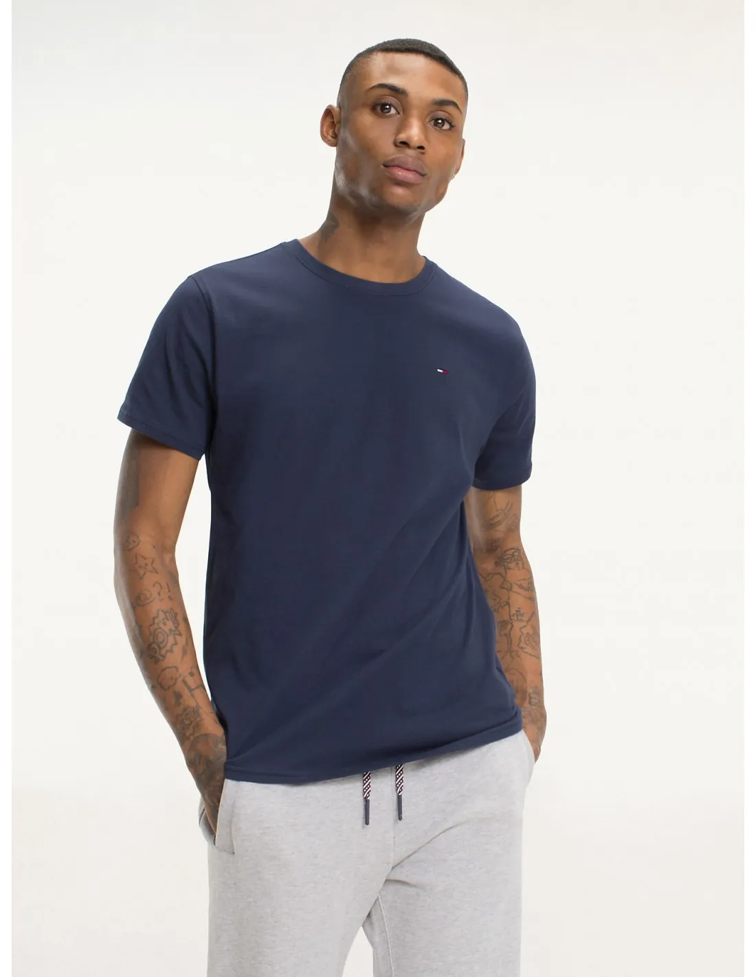 Tommy Jeans camiseta de manga corta de corte regular y cuello redondo