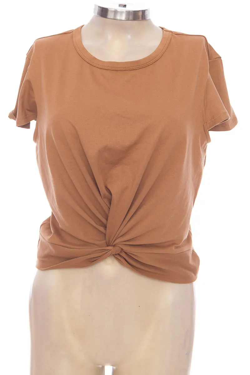 TOP / CAMISETA COLOR CAFé  STUDIO F