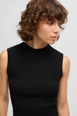 Top sin mangas con cuello inglés en tejido de canalé