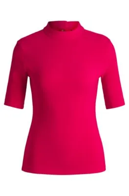 Top slim fit de punto de canalé con cuello medio