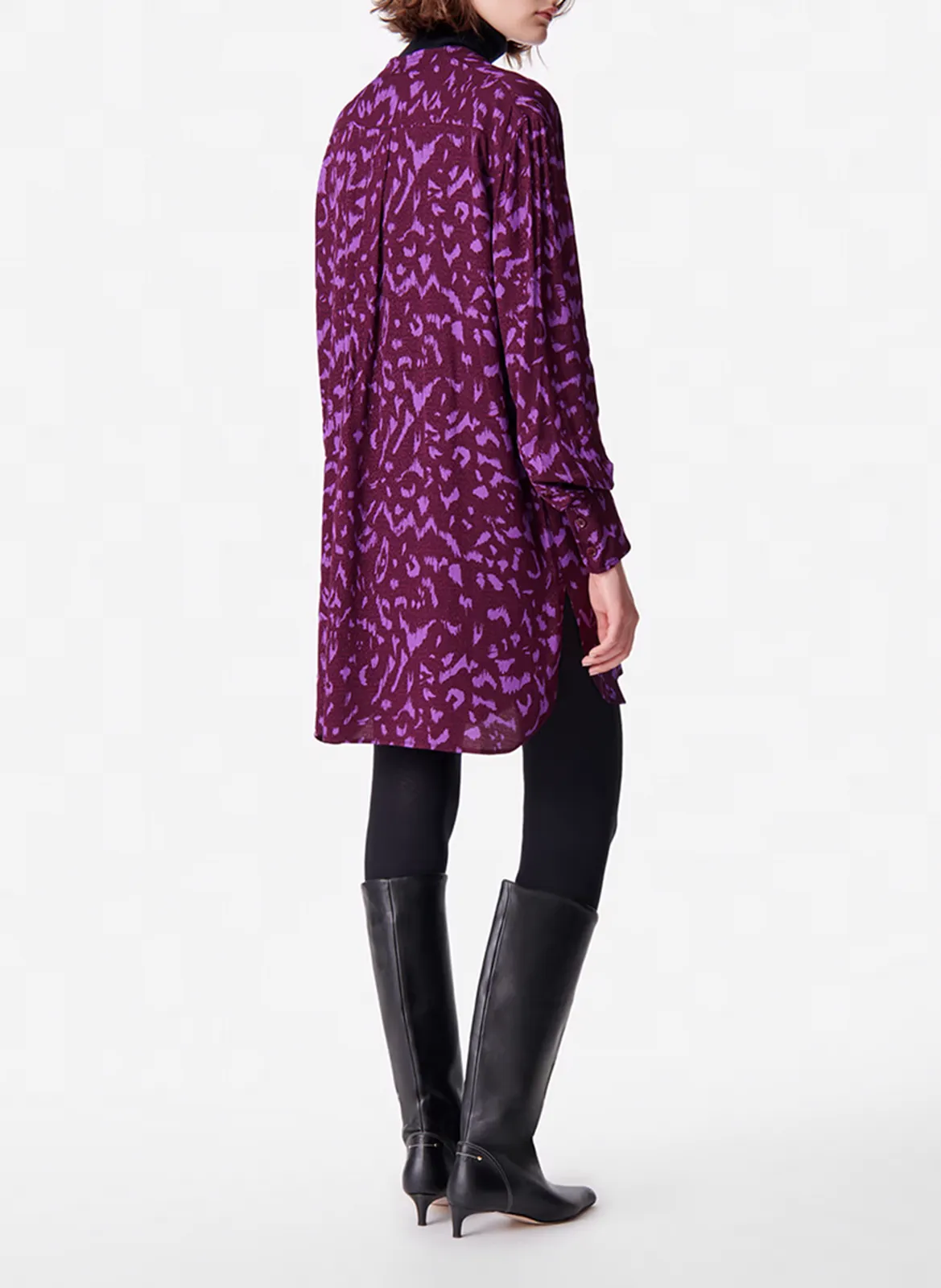 VANESSA BRUNO DAO  VESTIDO MIDI CON CUELLO DE CAMISA EN VIOLETA