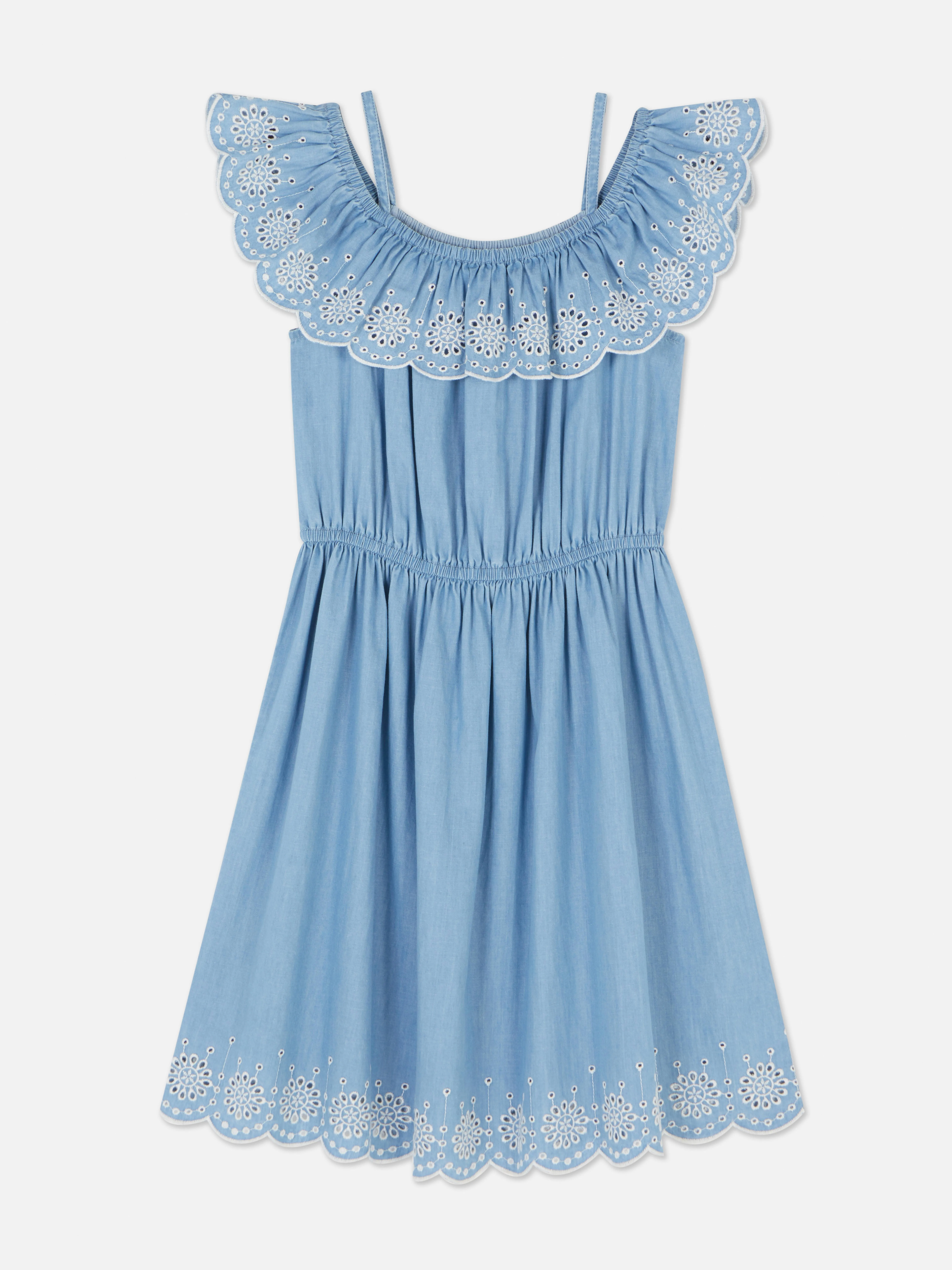 Vestido de cambray con bordado inglés