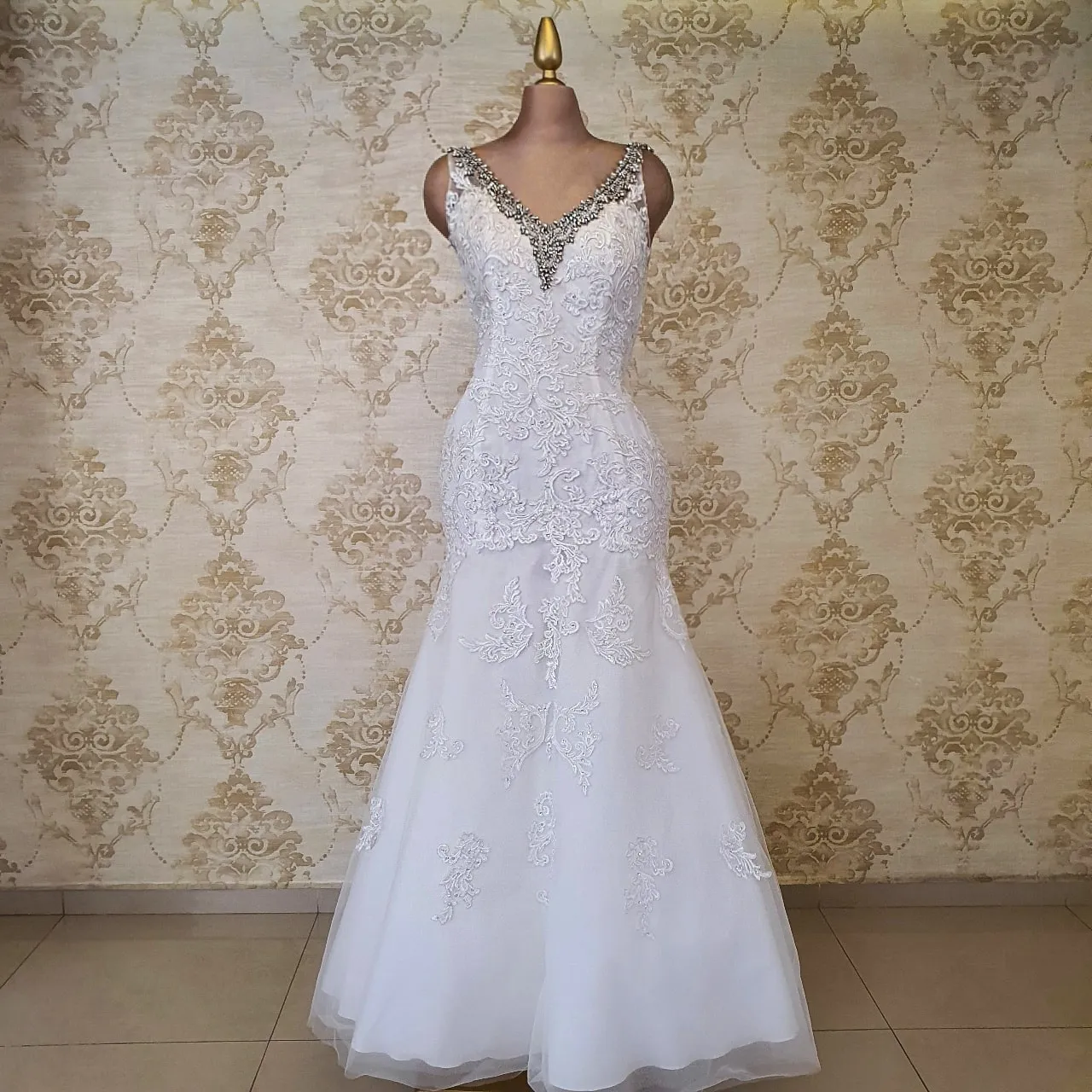 Vestido de Novia Sirena con Pedrería Plata
