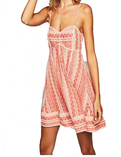 vestido highly preppy sin hombros coral
