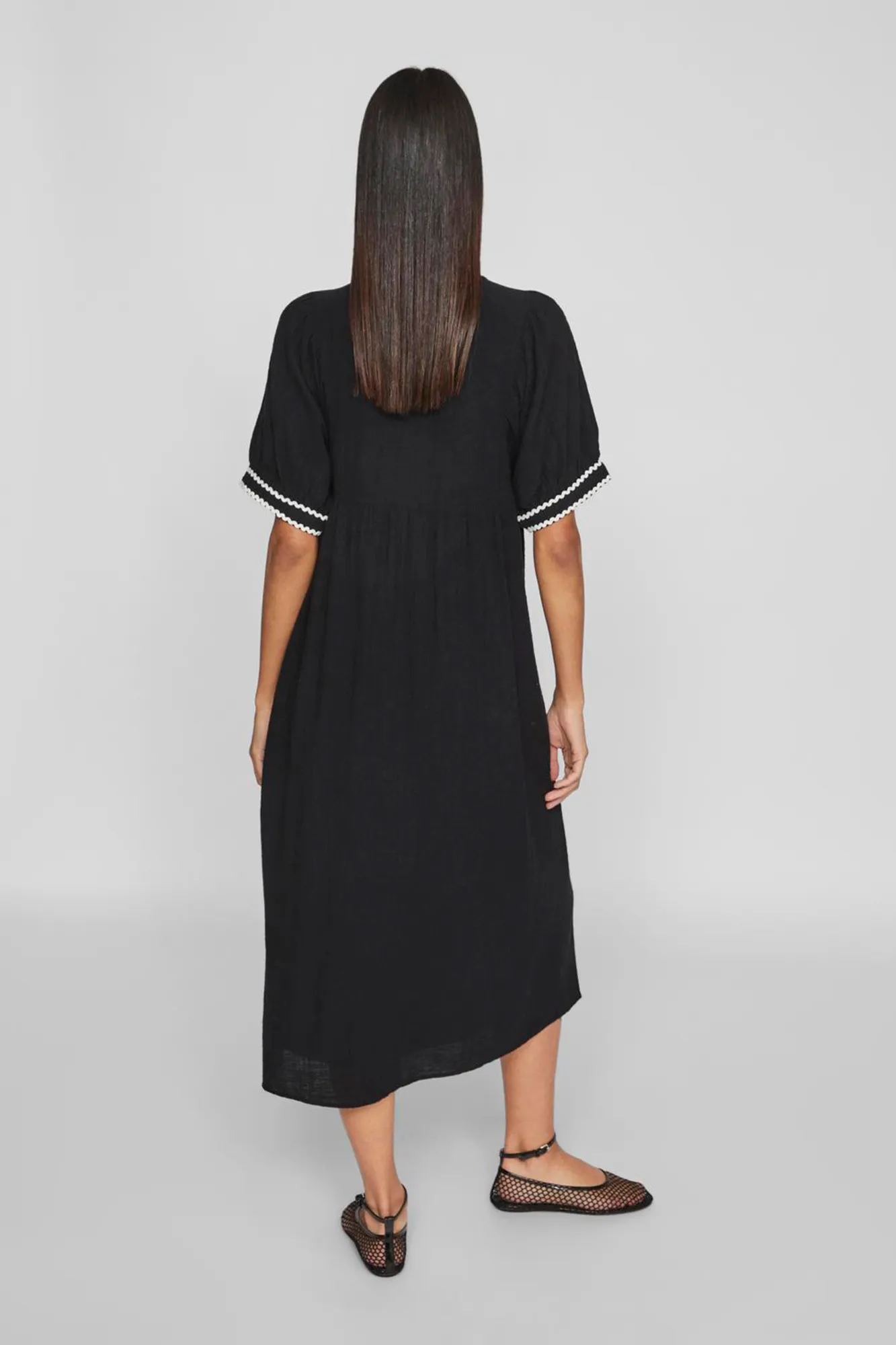 Vila Vestido midi con manga farol
