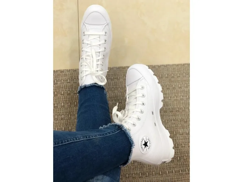 ZAPATILLA CONVERSE LUGGED HI LEATHER CHUCK TAYLOR ALL STAR 567165C EN COLOR BLANCO