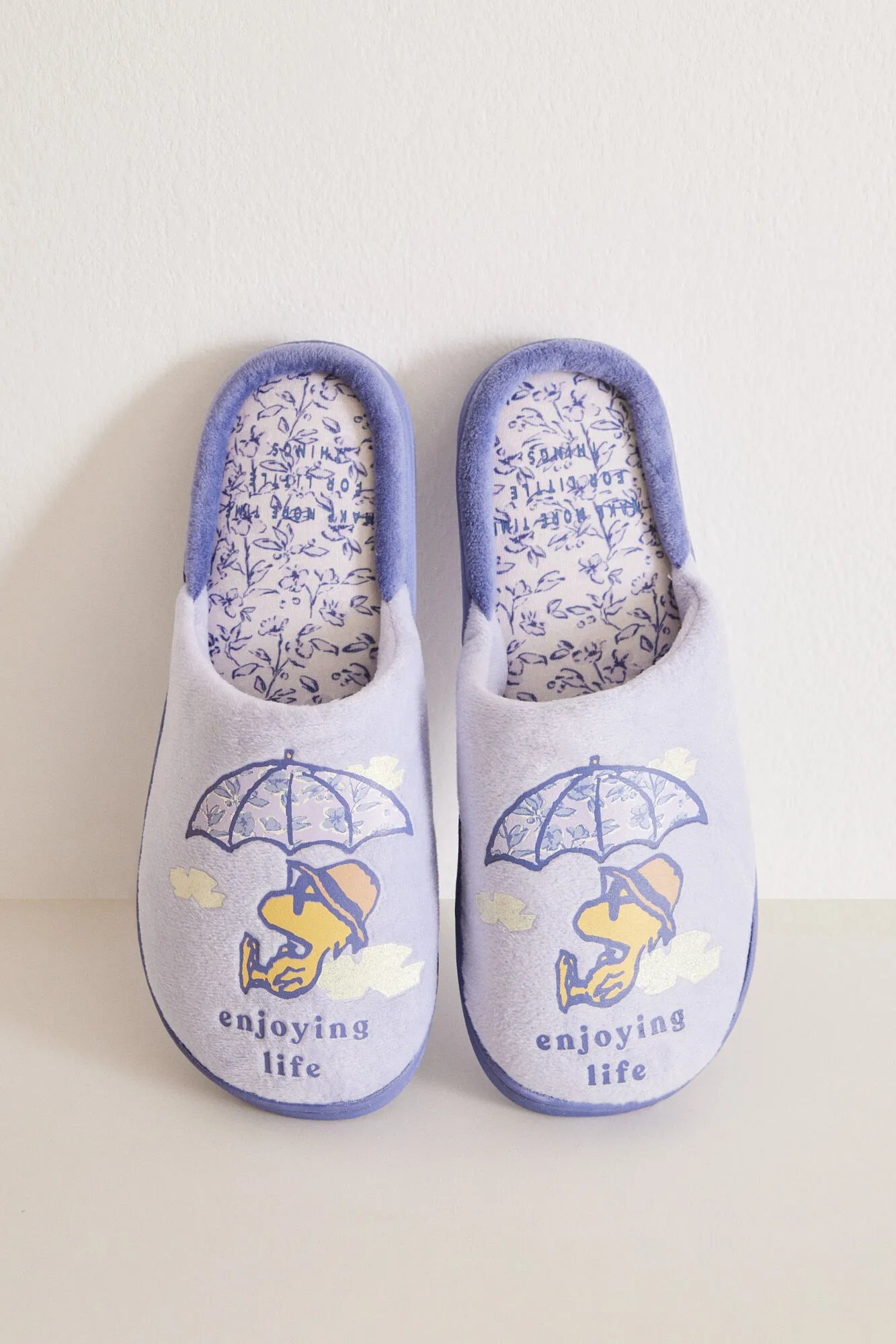 Zapatillas casa lilas Snoopy
