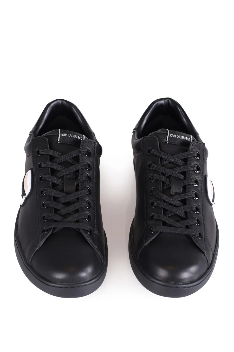 Zapatillas negras logo Ikonic 3d