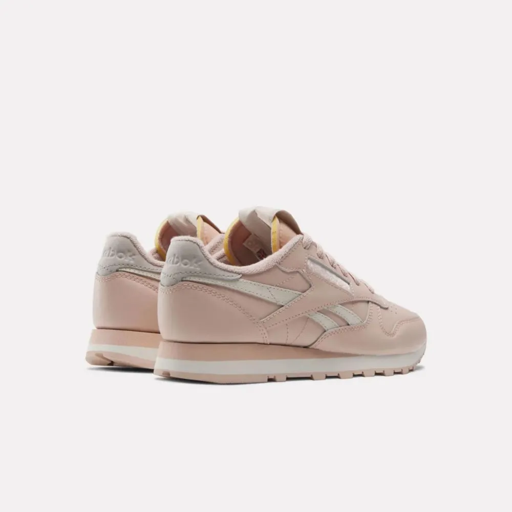Zapatillas Urbanas Reebok Para Mujer 100074361 Classic Leather Rosado