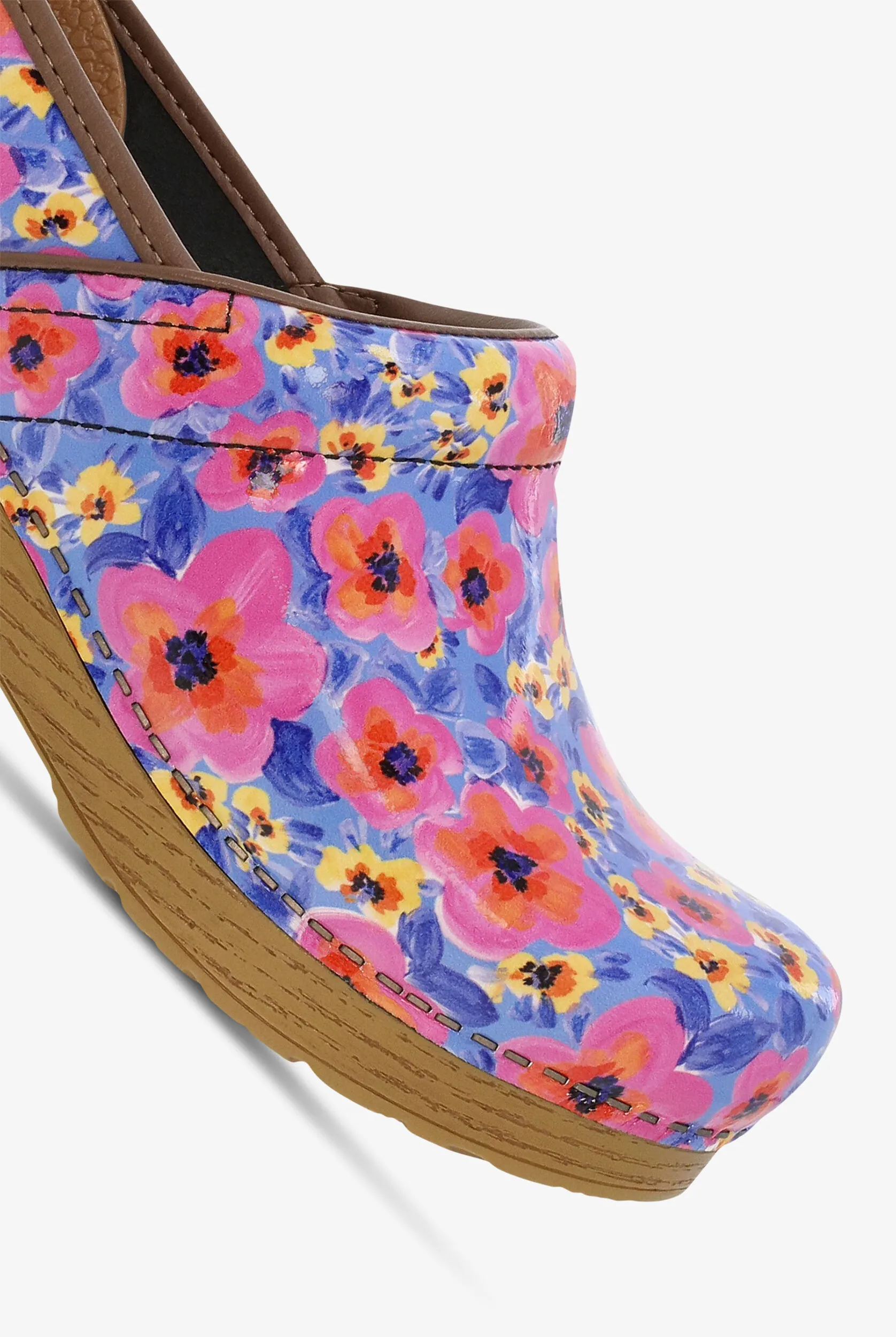 Zuecos de enfermería Dansko Professional Springtime de charol para mujer